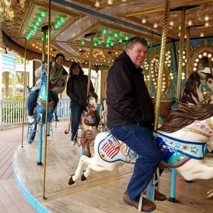 Meet your Posher, Sara ray